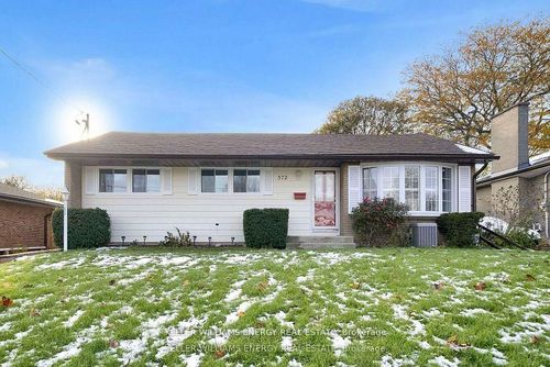 {{alt}} | Card Image