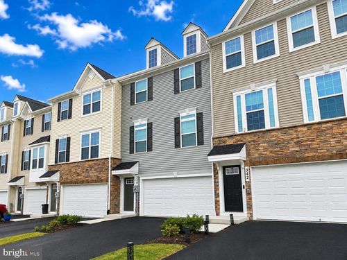 340 Paca Gardens Ln, FREDERICK, MD, 21703-5878 | Card Image
