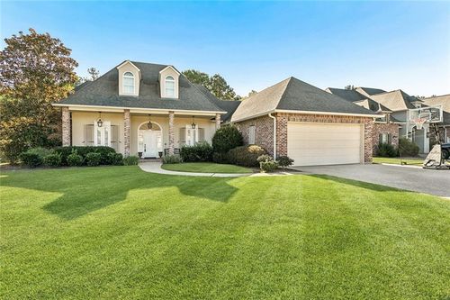 648 Silverthorne Ln, Covington, LA, 70433-7822 | Card Image