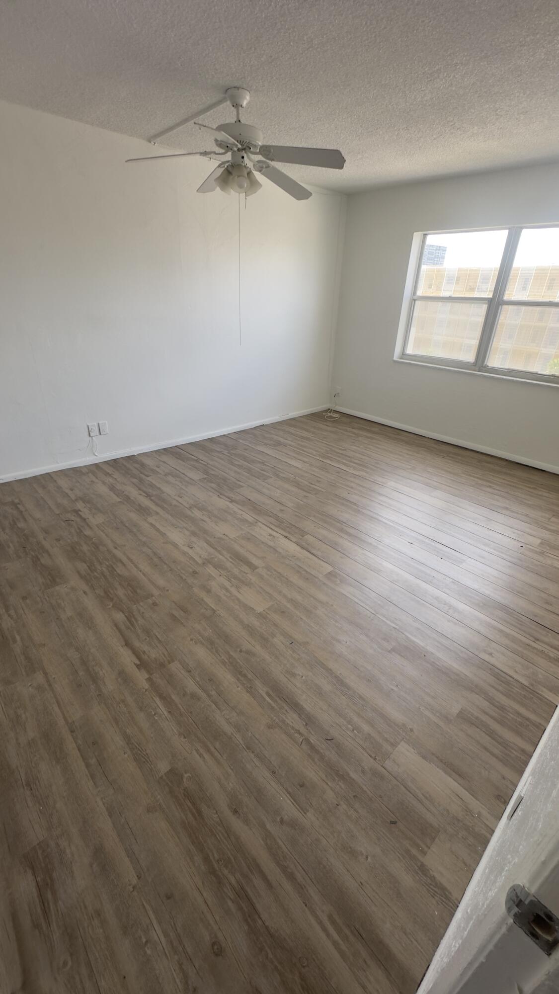 Residential in Hallandale Beach 3