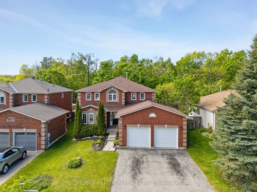50 Holly Meadow Rd, Barrie, ON, L4N0E3 | Card Image