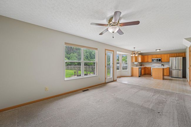 1016 Pebble Brook Dr, House other with 4 bedrooms, 3 bathrooms and null parking in Columbus OH | Image 7