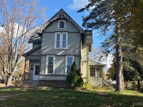 112 Prospect St, Canastota, NY, 13032-1437 | Card Image