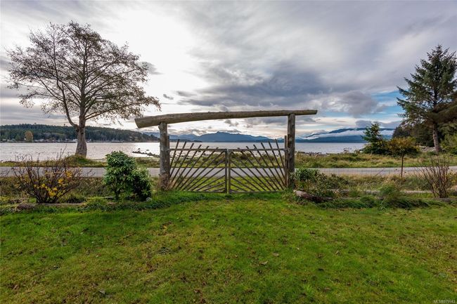 110 Hillside Rd, House other with 2 bedrooms, 2 bathrooms and 4 parking in Sointula BC | Image 70