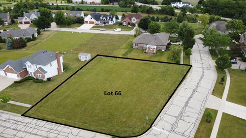 1204 Secretariat Dr, Genoa, IL, 60135-8032 | Card Image