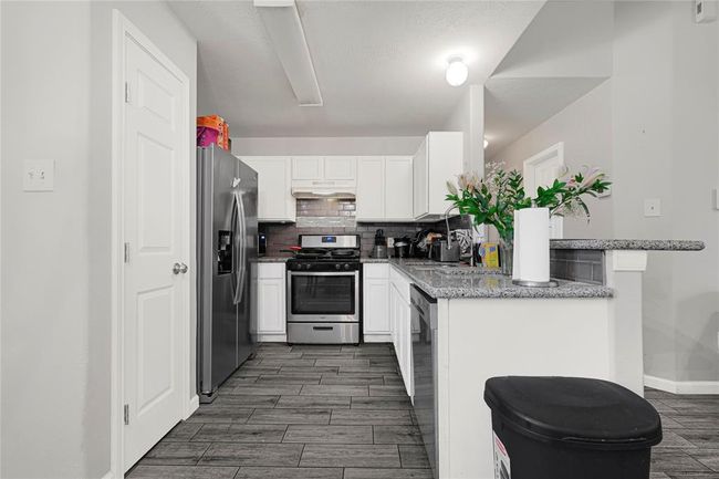 14147 Ballfour Park Ln, House other with 3 bedrooms, 2 bathrooms and null parking in Houston TX | Image 8