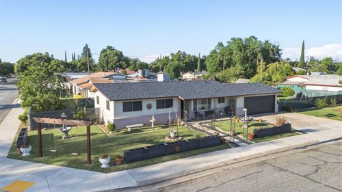1843 W 8th St, Merced, CA, 95341-5532 | Card Image