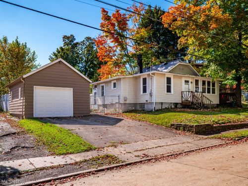 210 Frederick Street, Medina, OH, 44256 | Card Image