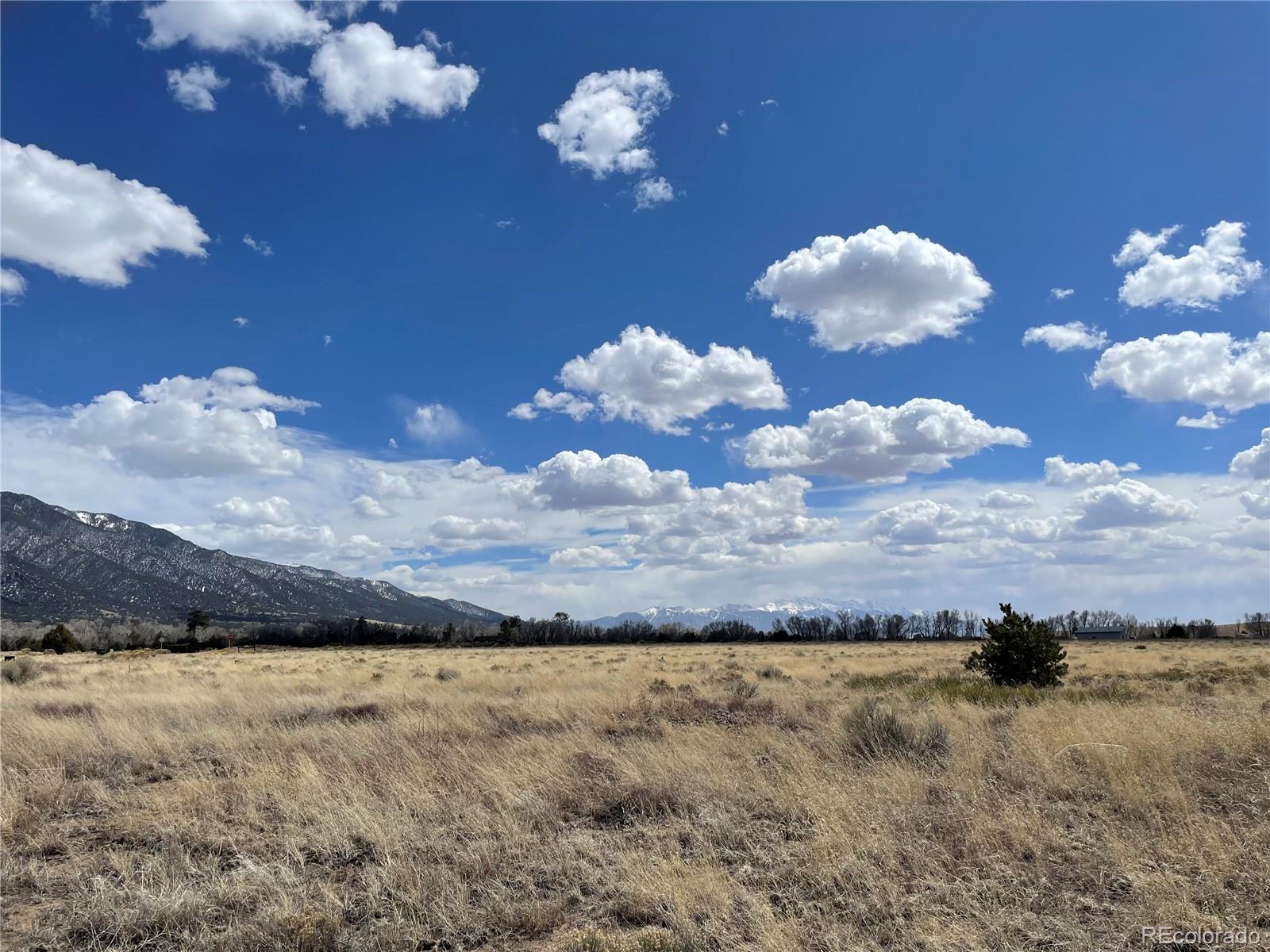 Land in Crestone 3