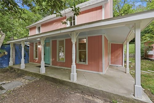 88 Grand Ave, Eureka Springs, AR, 72632-9537 | Card Image