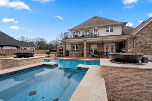 200 Country Club Dr, Mt Pleasant, TX, 75455-6723 | Card Image