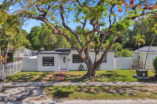 45 Nw 127th St, North Miami, FL, 33168-4622 | Card Image
