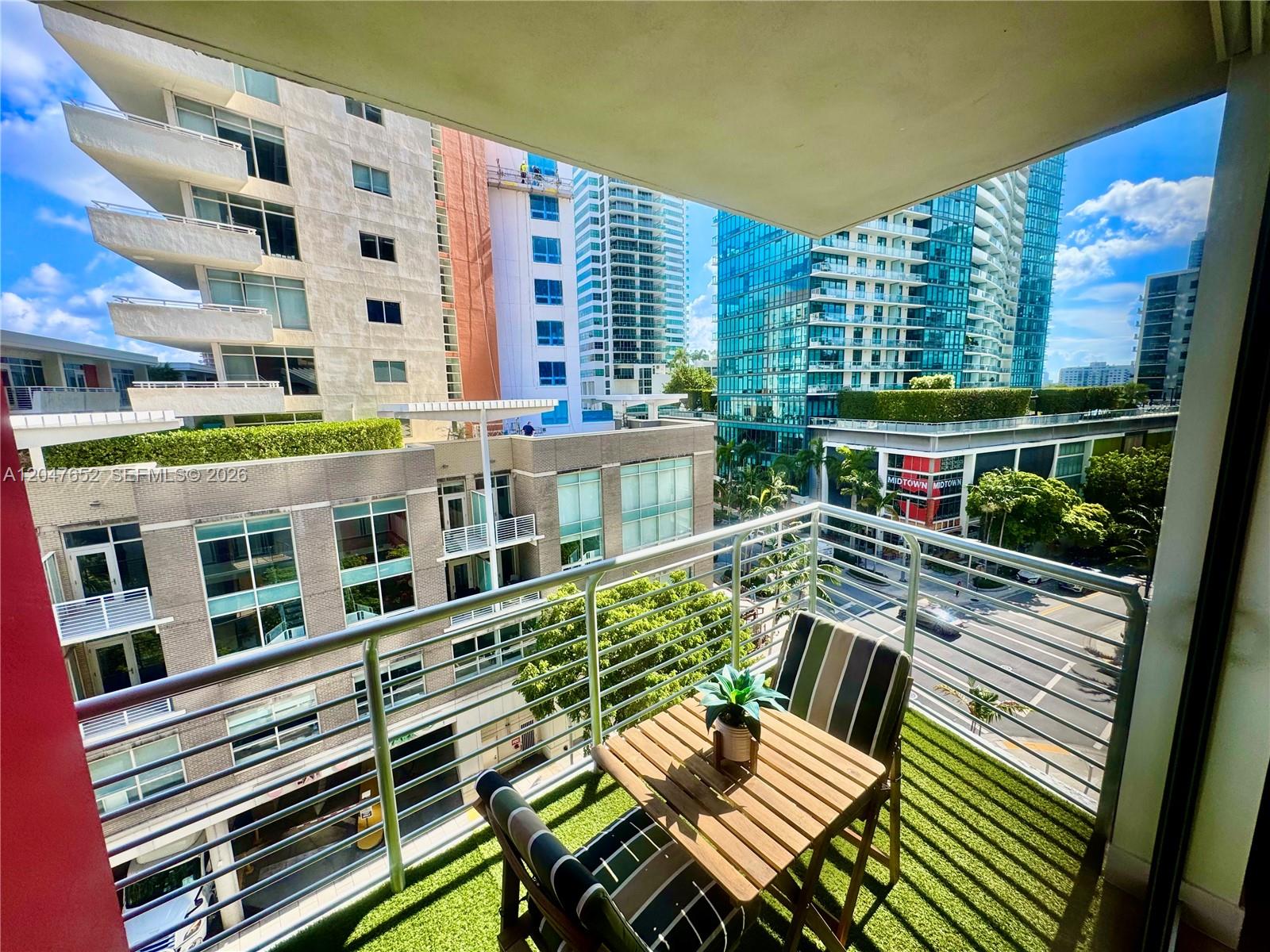 Residential Lease in Miami 5