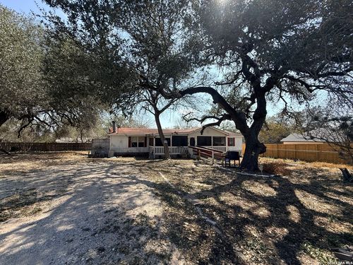 22906 Skila, Elmendorf, TX, 78112 | Card Image