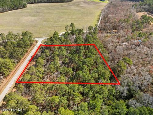 1 Page Rd, Burgaw, NC, 28425-2600 | Card Image