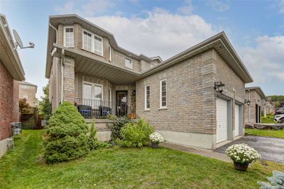 15 Silver Trail, House other with 4 bedrooms, 3 bathrooms and 4 parking in Barrie ON | Image 2