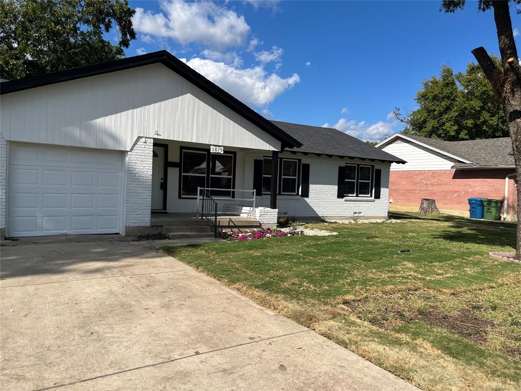 Baxley Dr, Carrollton, TX 75006