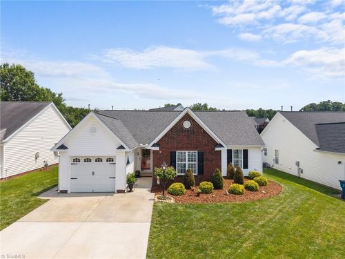 302 Slate Dr, Gibsonville, NC, 27249-2867 | Card Image