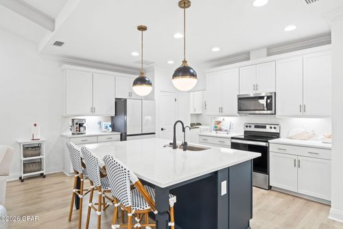 9284 Cool Breeze Dr, Panama City Beach, FL, 32413-9634 | Card Image