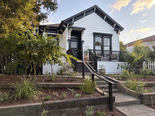 440 W J Street, Benicia, CA, 94510 | Card Image