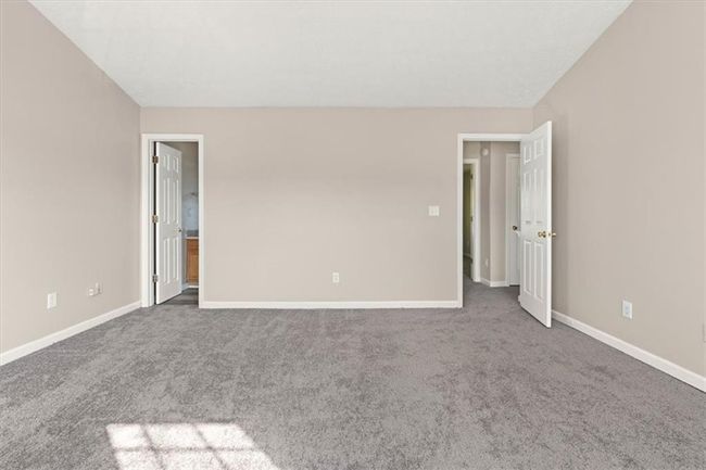 5696 Windfall Ln, Townhouse with 2 bedrooms, 3 bathrooms and 2 parking in Lithonia GA | Image 4