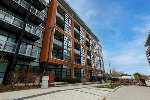 318-15 Prince Albert Boulevard, Kitchener, ON, N2H0C2 | Card Image