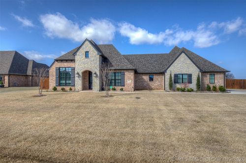 17804 S 42nd Ave E, Bixby, OK, 74008-4277 | Card Image