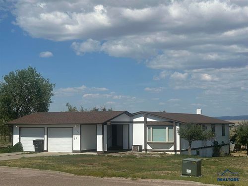 1104 C St, Edgemont, SD, 57735-3302 | Card Image