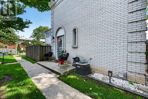 13-370 Homestead Court, London North (North F), ON, N6G2E9 | Card Image