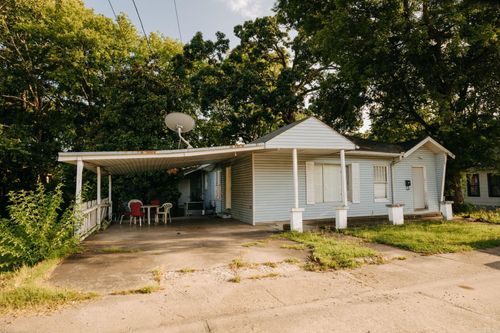 424 W South St, Benton, AR, 72015-4252 | Card Image