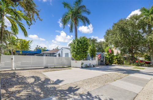 1812 Coolidge St, Hollywood, FL, 33020-2424 | Card Image