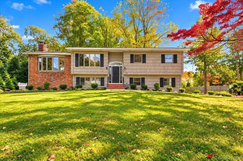 15 Patricia Avenue, Clarkstown, NY, 10920 | Card Image