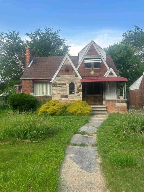 6180 Hereford St, Detroit, MI, 48224-2058 | Card Image