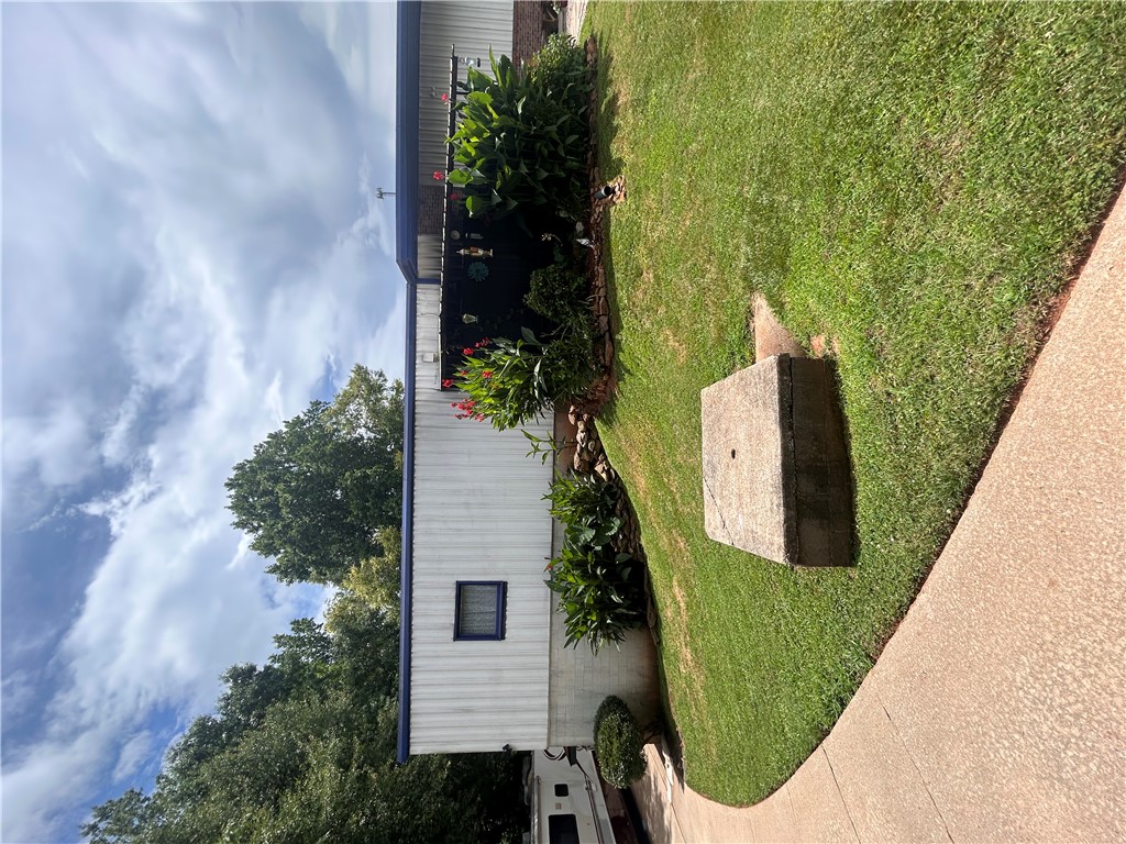Commercial Sale in Pickens 2
