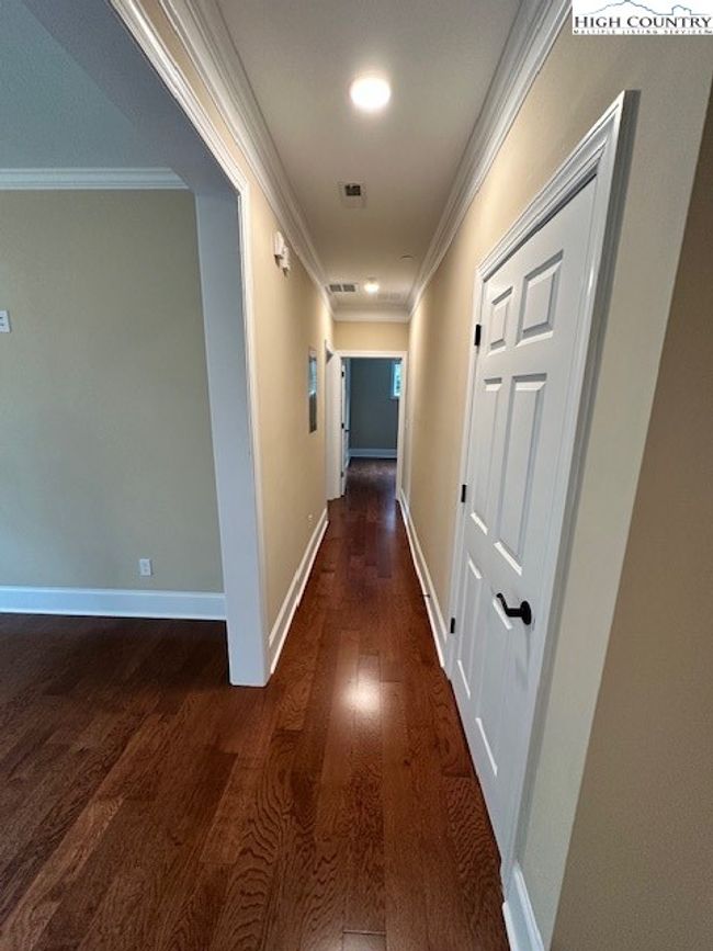 APT-102 - 155 Gateway Dr, Condo with 2 bedrooms, 2 bathrooms and null parking in Boone NC | Image 13