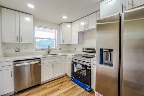 apt-106-5100 Sw 64th Ave, Davie, FL, 33314-5220 | Card Image