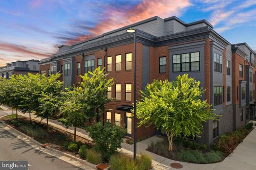 1862 Michael Faraday Dr, RESTON, VA, 20190-5487 | Card Image