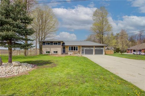 109 Mcgivern St, Moorefield, ON, N0G2K0 | Card Image