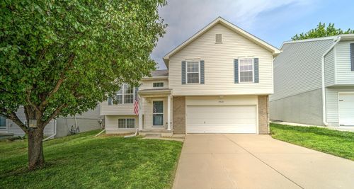 19634 U St, Omaha, NE, 68135-4207 | Card Image