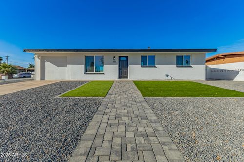 4936 W Highland Ave, Phoenix, AZ, 85031-1335 | Card Image