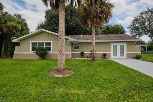 2321 Thurlow St, ALVA, FL, 33920-3828 | Card Image