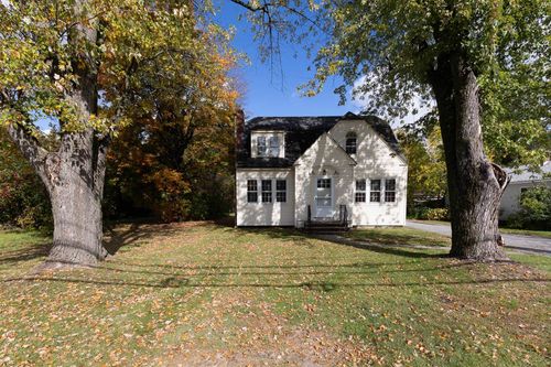 36 Swift St, South Burlington, VT, 05403-7305 | Card Image