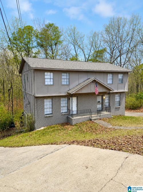 1715 6th Place Cir Nw, CENTER POINT, AL, 35215-5213 | Card Image