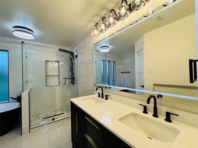 3401 Greenview Dr, House other with 3 bedrooms, 2 bathrooms and null parking in Garland TX | Image 28