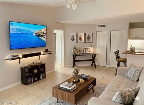apt-15-124 Santa Clara Dr, NAPLES, FL, 34104-5414 | Card Image