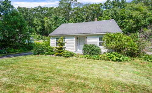 468 Hamilton Ave, Watertown, CT, 06795-2392 | Card Image