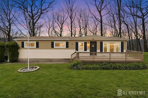 23 Mark Dr, High Bridge, NJ, 08829-1605 | Card Image