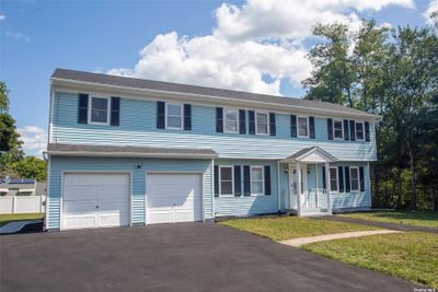 2 Nagle Lane, House other with 5 bedrooms, 3 bathrooms and null parking in Central Islip NY | Image 2