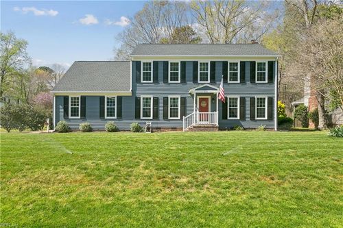 201 Crystal Lake Dr, Yorktown, VA, 23692-3436 | Card Image