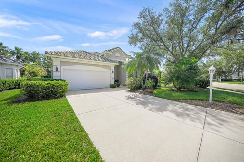 6923 Lennox Pl, UNIVERSITY PARK, FL, 34201-2257 | Card Image